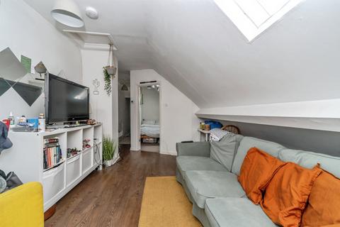 1 bedroom flat for sale, Clapham Road, Bedford