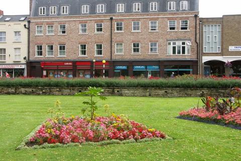 Studio to rent, Orange Grove, Wisbech