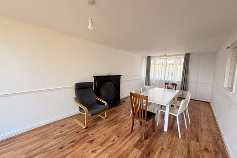 3 bedroom house to rent, Park Grange Road, Sheffield, S2