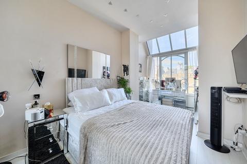 2 bedroom flat for sale, Queens Gate Terrace, South Kensington, London, SW7