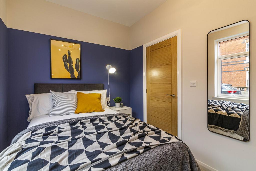 House in Broxtowe, Beeston - View 2