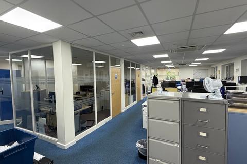 Warehouse for sale, 25-28 Station Clos Potters Bar EN6 1TL