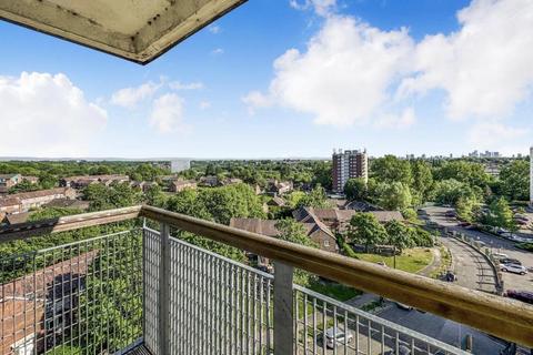 2 bedroom apartment for sale, Lakeside Rise, Manchester