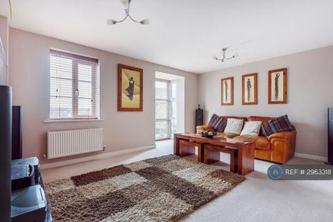5 bedroom terraced house to rent, Appleton Drive, Basingstoke, RG24