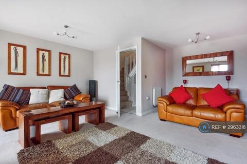 5 bedroom terraced house to rent, Appleton Drive, Basingstoke, RG24