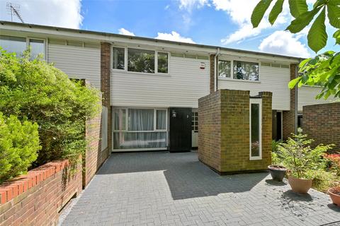 2 bedroom terraced house to rent, Hawkesworth Close, Northwood, HA6