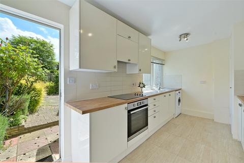 2 bedroom terraced house to rent, Hawkesworth Close, Northwood, HA6