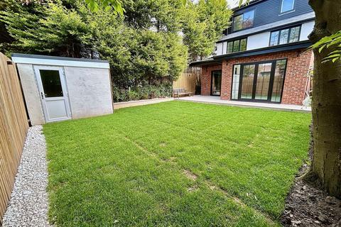 4 bedroom detached house for sale, Essex Avenue, Didsbury, M20