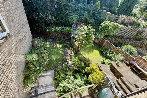 undefined, Luke Lane, Thongsbridge, Holmfirth, HD9 7SZ