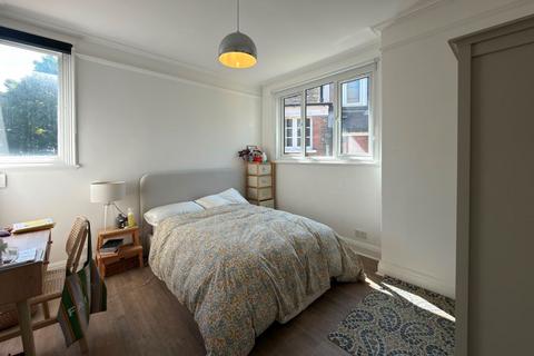 3 bedroom flat for sale, Flat B, 1 Dartmouth Road, Kilburn, London, NW2 4ET