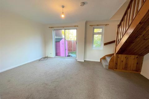 2 bedroom terraced house to rent, Heathfield, Basingstoke RG22