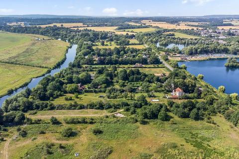 5 bedroom property with land for sale, Abingdon Road, Dorchester-on-Thames, Wallingford, Oxfordshire, OX10