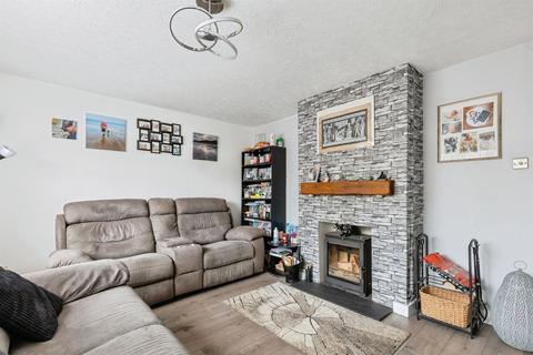 2 bedroom semi-detached house for sale, Prescott Avenue, Banbury