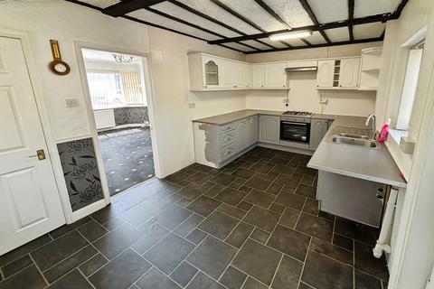 2 bedroom semi-detached house for sale, George Avenue, Skegness PE25