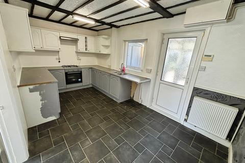2 bedroom semi-detached house for sale, George Avenue, Skegness PE25