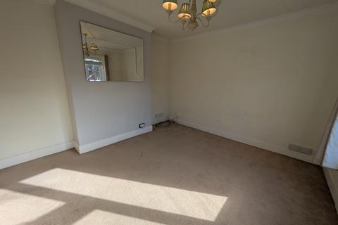 1 bed flat/apartment for rent in Perryfield Road, Crawley, RH11