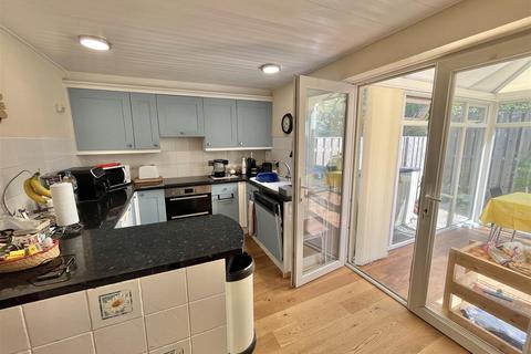 3 bedroom semi-detached house for sale, Castle Street, Hadfield, Glossop