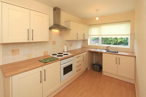 2 bedroom flat to rent, CODSALL, Station Road