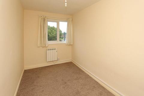 2 bedroom flat to rent, CODSALL, Station Road