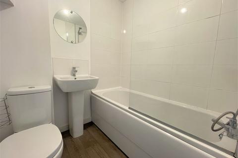 2 bedroom end of terrace house to rent, Sir Harry Secombe Court, Swansea, SA1
