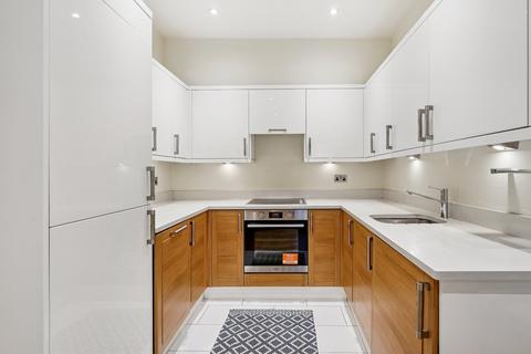 1 bedroom flat to rent, Onslow Gardens, South Kensington, London