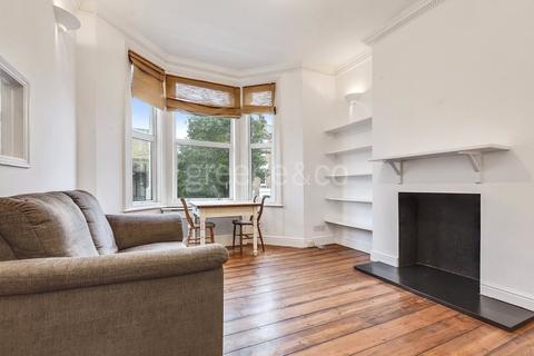 2 bedroom flat to rent, Saltram Crescent London W9