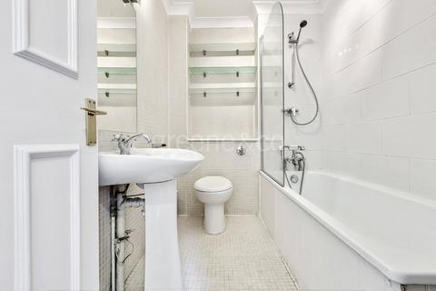 2 bedroom flat to rent, Saltram Crescent London W9