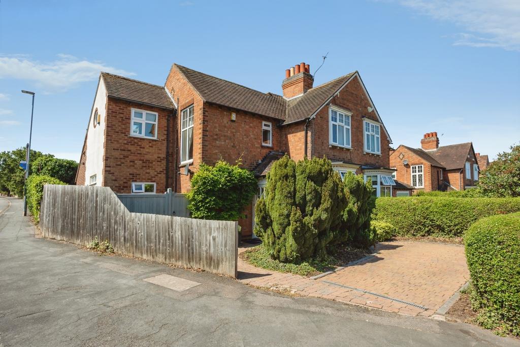 Outwoods Drive, Loughborough, Leicestershire, LE11, Leicestershire