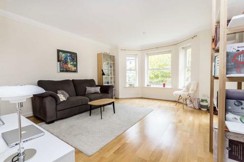 2 bedroom flat to rent, Penners Gardens, Surbiton KT6