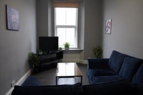 5 bedroom apartment to rent, 3B North Friary House