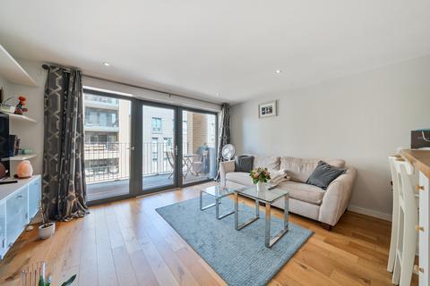 2 bedroom apartment for sale, Eythorne Road, London