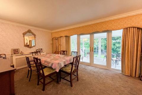4 bedroom detached bungalow for sale, Sefton Drive, Manchester M28