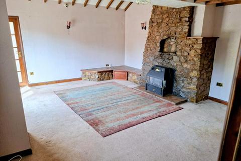 3 bedroom semi-detached house for sale, Garthmyl SY15