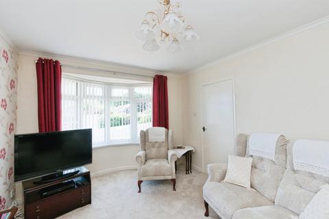 2 bedroom semi-detached bungalow for sale, Nuthatch Road, Eastbourne