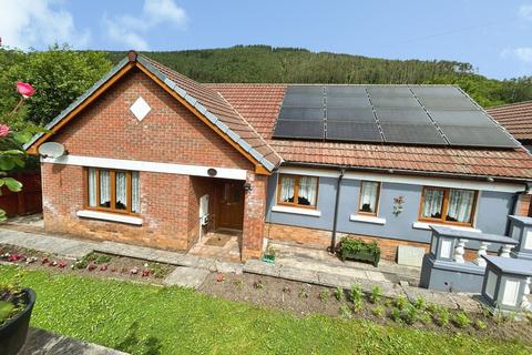 3 bedroom detached bungalow for sale, Pentwyn Road, Cynonville, SA13