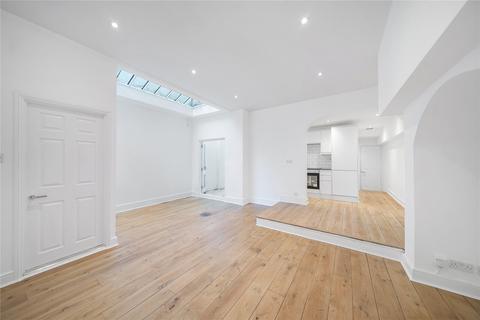 1 bedroom flat for sale, Cornwall Gardens, London, SW7