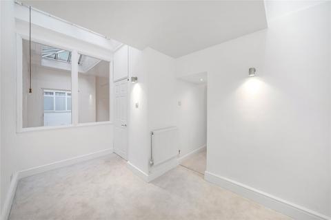 1 bedroom flat for sale, Cornwall Gardens, London, SW7