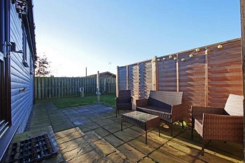 2 bedroom park home to rent, Hull Road, Wilberfoss