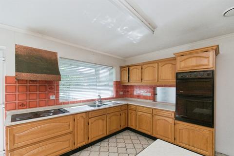 4 bedroom bungalow for sale, Collington Lane East, Bexhill-On-Sea