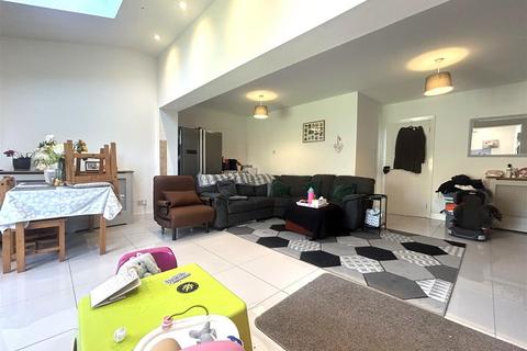3 bedroom townhouse for sale, Ploughmans Lea, East Goscote