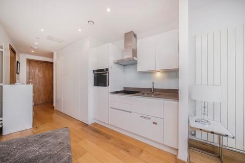Studio for sale, Crossharbour Plaza, London E14