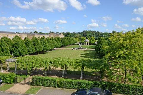 Chadwick Place, Surbiton KT6