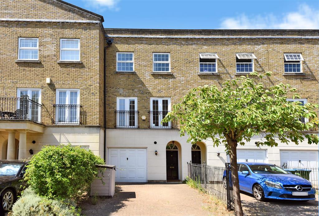 Detached house exterior, garage