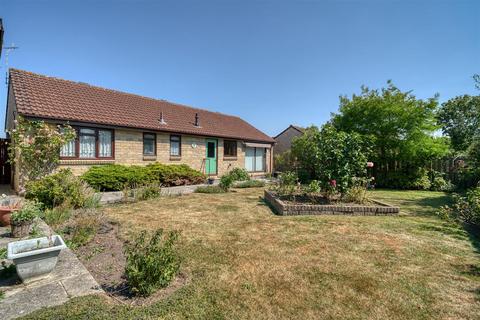 3 bedroom detached bungalow for sale, Foxglove Close, Wyke, Gillingham