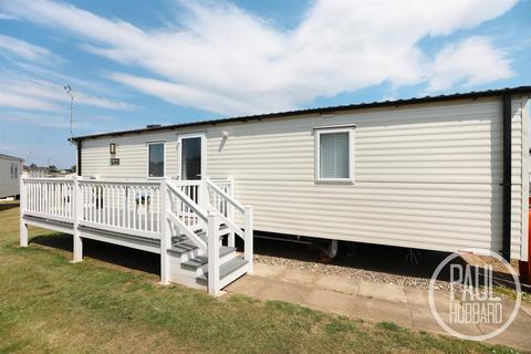 2 bedroom mobile home for sale, London Road, Pakefield, NR33