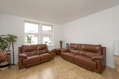 2 bedroom flat for sale, 40 Stoneybank Crescent, Musselburgh, EH21 6HL