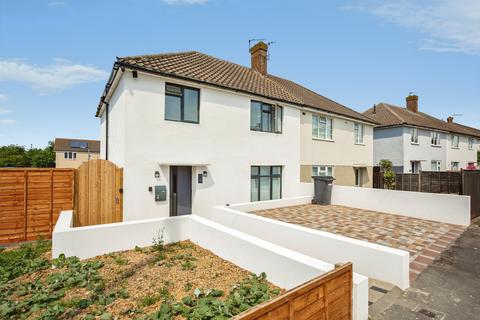 3 bedroom semi-detached house for sale, Tudor Hill, Melton Mowbray, LE13