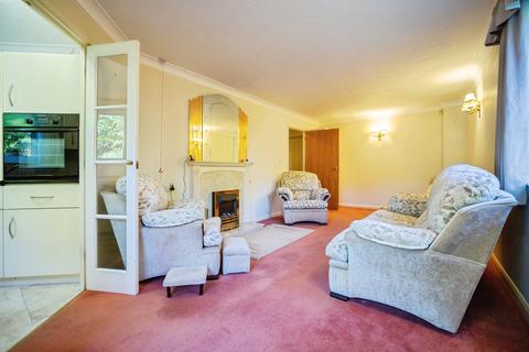 2 bedroom apartment for sale, Merryfield Court (Tonbridge), Tonbridge TN9
