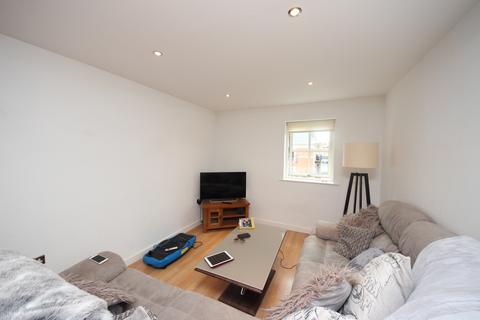 2 bedroom apartment to rent, Skeldergate, York, YO1