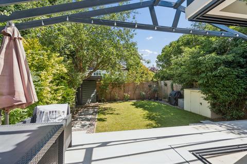 4 bedroom semi-detached house for sale, Berry Lane, Rickmansworth, WD3